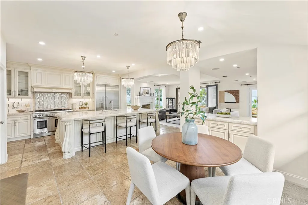 21 Sylvan, Irvine, California 92603 home-pic-13