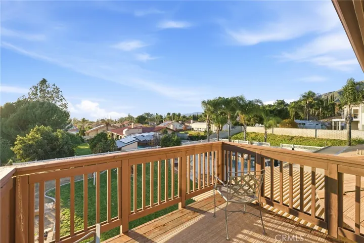 7464 Via Deldene, Highland, California 92346