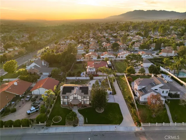 7464 Via Deldene, Highland, California 92346