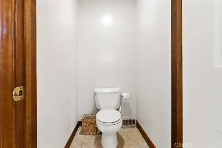 7464 Via Deldene, Highland, California 92346