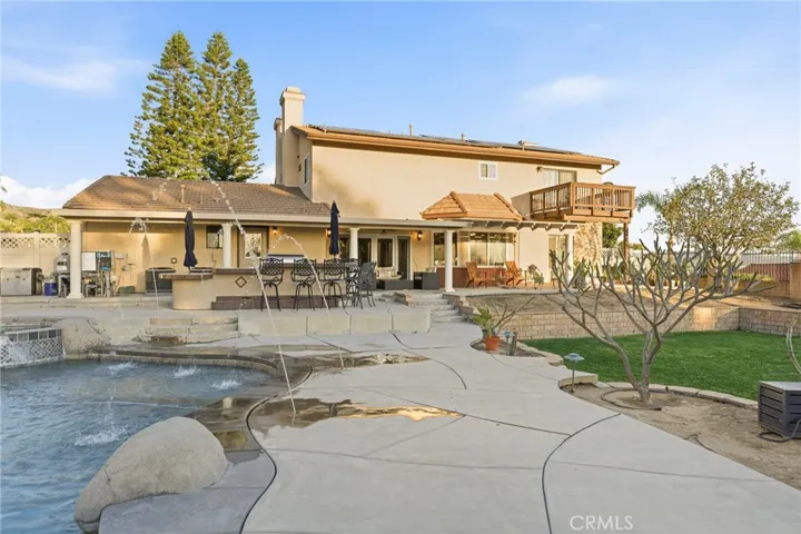 7464 Via Deldene, Highland, California 92346