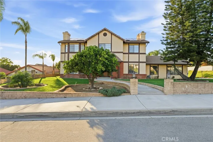 7464 Via Deldene, Highland, California 92346