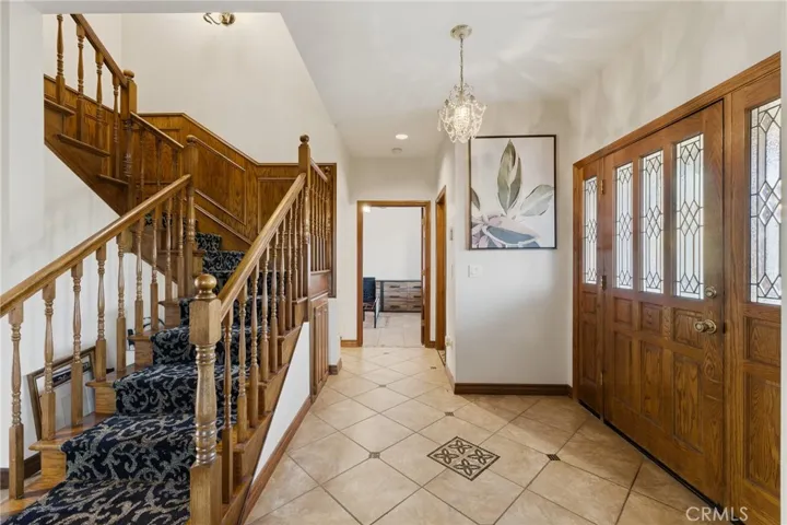 7464 Via Deldene, Highland, California 92346