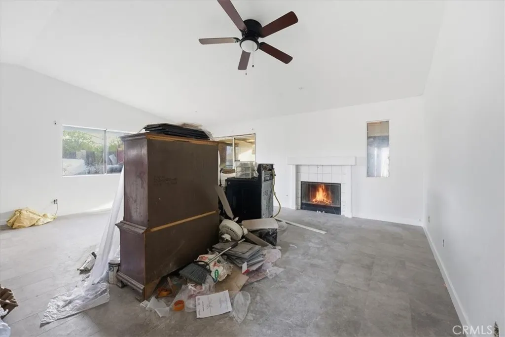 13390 Avenida Hermosa, Desert Hot Springs, California 92240 home-pic-8