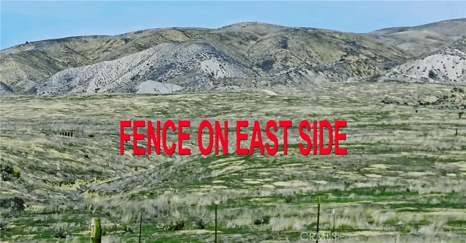 FENCE ON EAST SIDE OF LOT