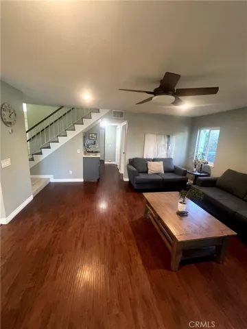 Living Room 4