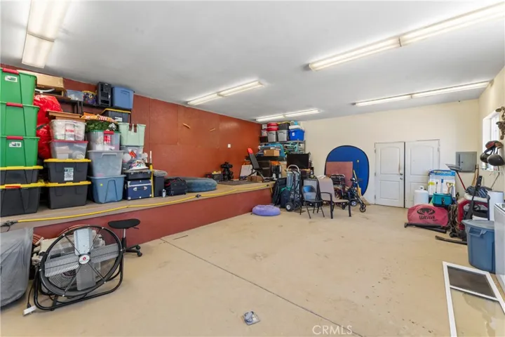 Flex Area - Can be ADU, Office, Storage, Horse Stalls 23'2" x 30'3"