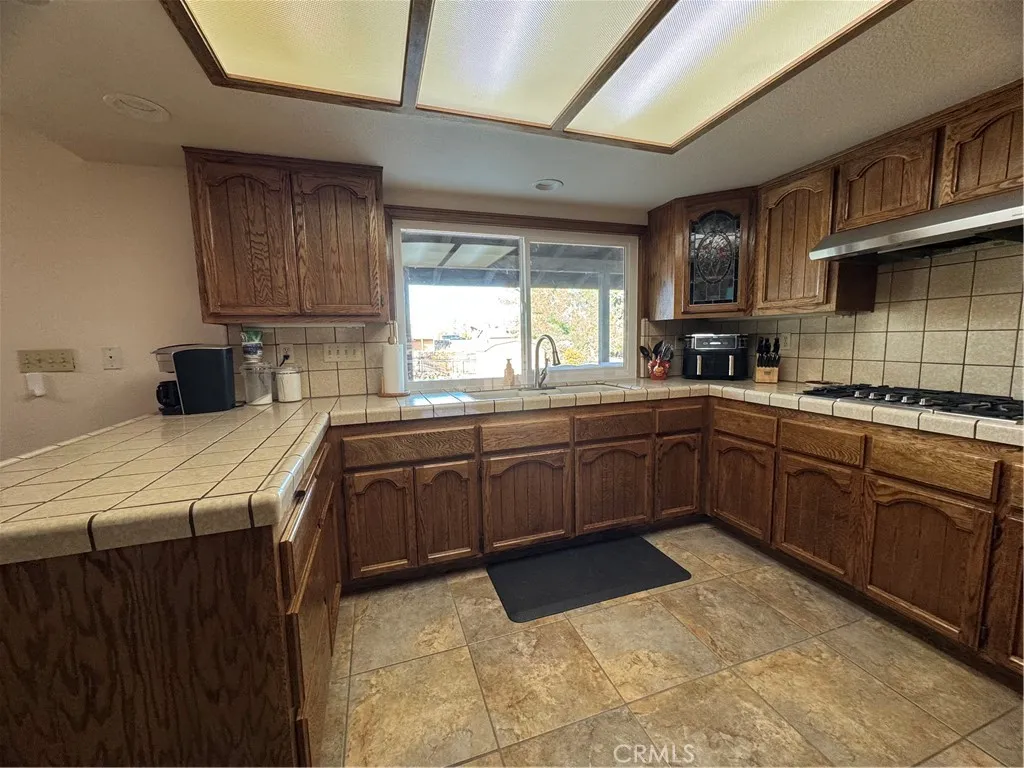 16834 Elm Street, Hesperia, California 92345 home-pic-16
