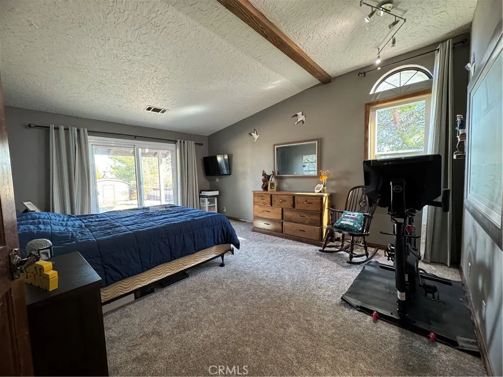 16834 Elm Street, Hesperia, California 92345 home-pic-19