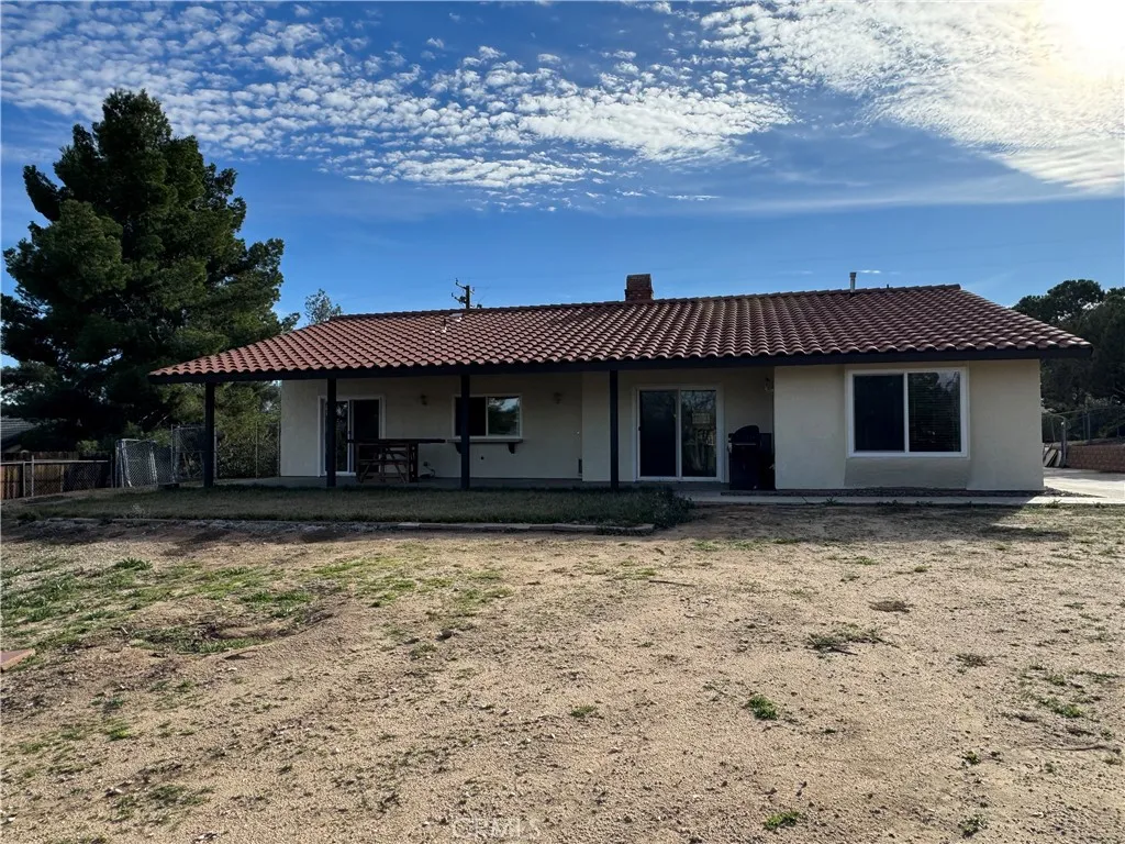 16834 Elm Street, Hesperia, California 92345 home-pic-8