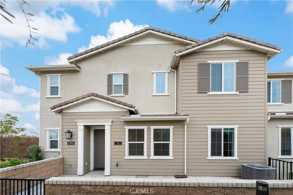 15901 Stresa, Fontana, California 92336 home-pic-1