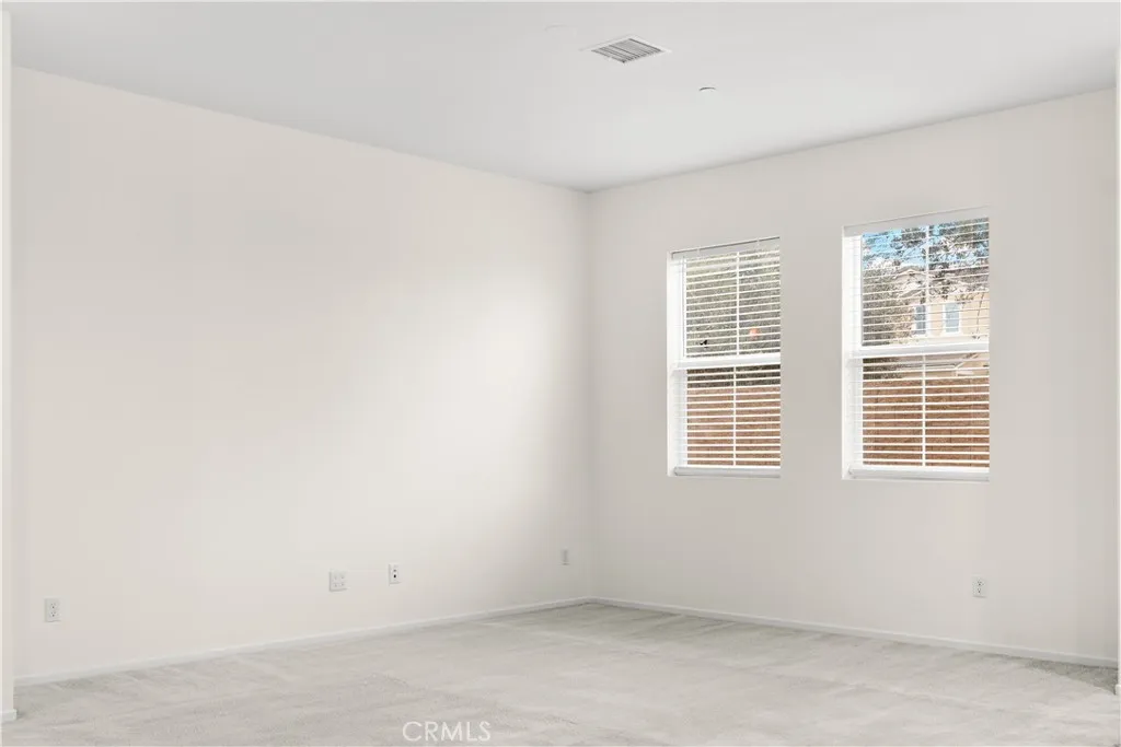 15901 Stresa, Fontana, California 92336 home-pic-7