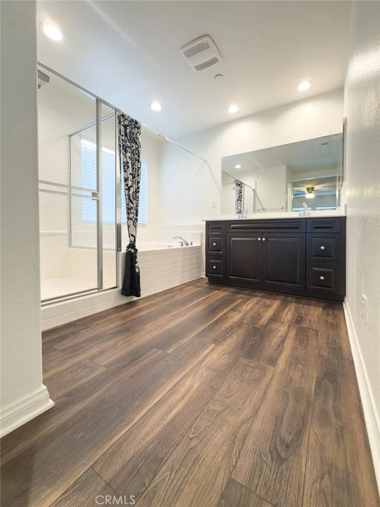 32297 Wild West Court, Winchester, California 92596 home-pic-6