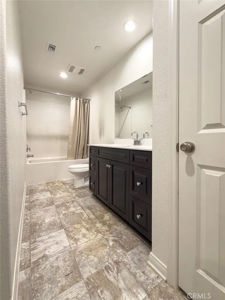 32297 Wild West Court, Winchester, California 92596 home-pic-19