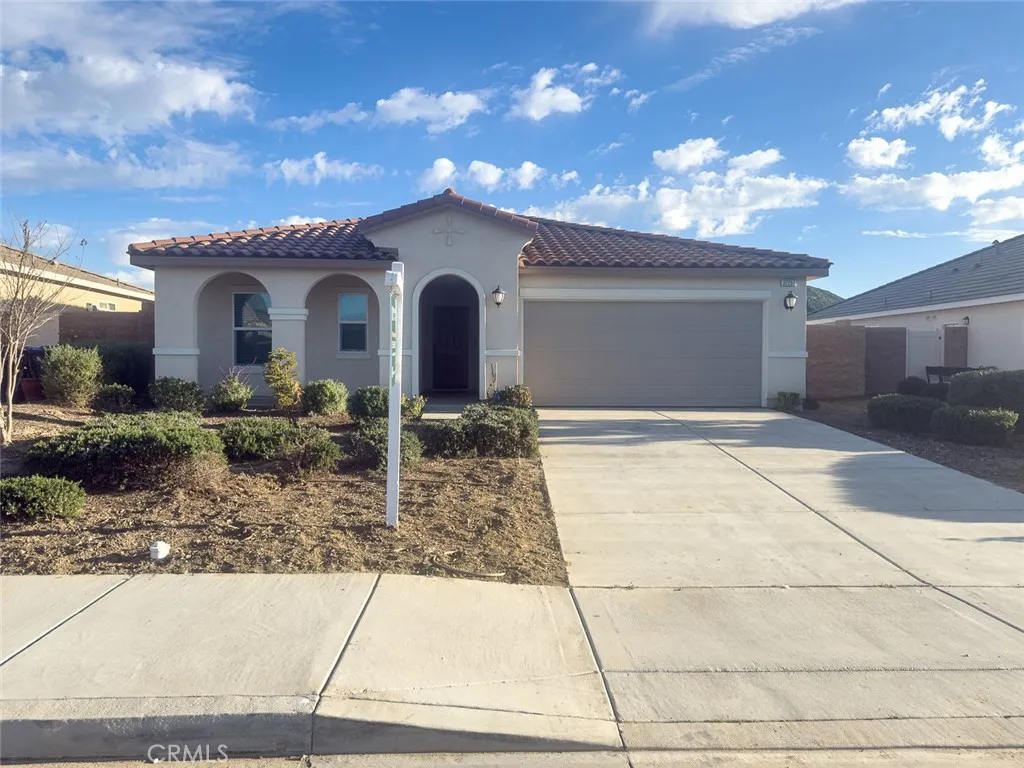 32297 Wild West Court, Winchester, California 92596 home-pic-3