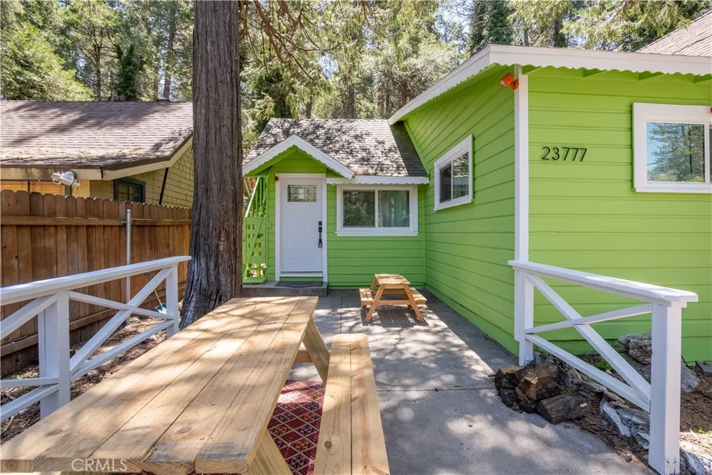 23777 Pioneer Camp Road, Crestline, California 92325 home-pic-22