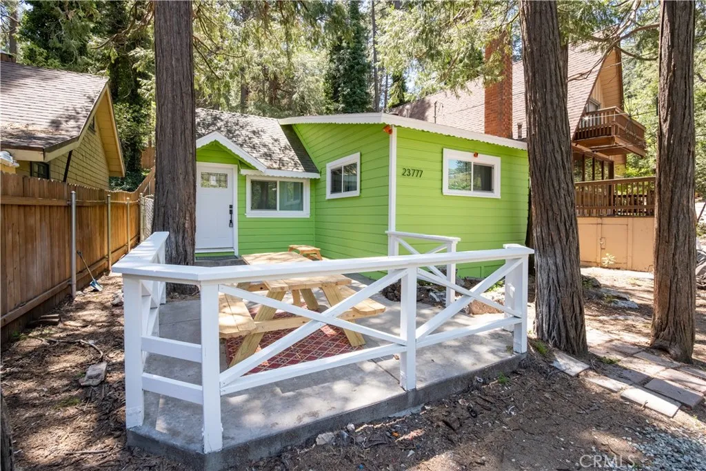 23777 Pioneer Camp Road, Crestline, California 92325 home-pic-1
