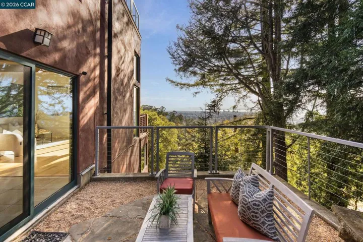 161 Panoramic Way, Berkeley, California 94704