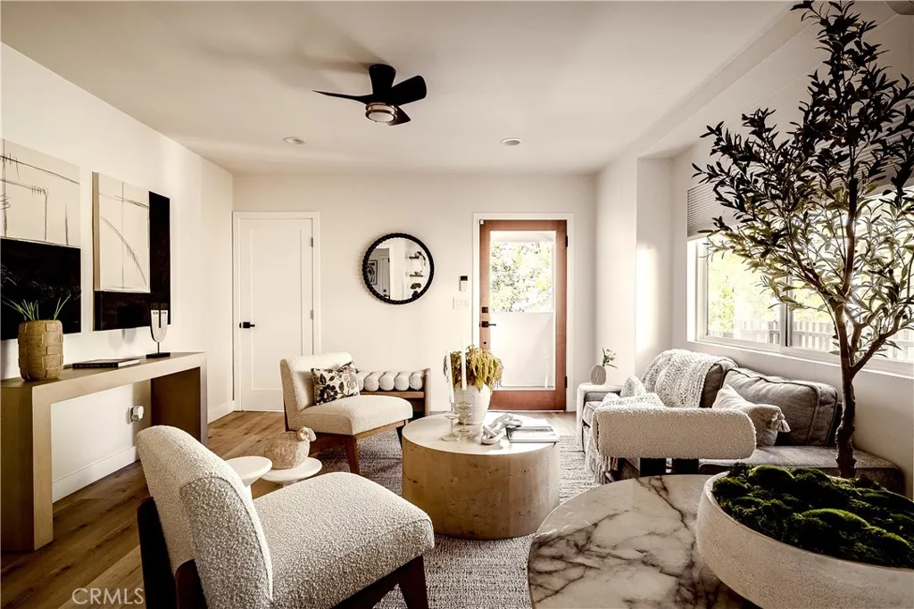 1310 N Occidental Boulevard, Los Angeles, California 90026 home-pic-1