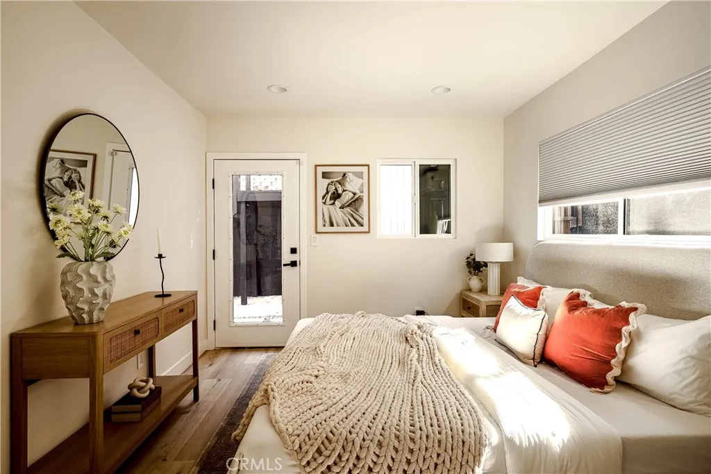 1310 N Occidental Boulevard, Los Angeles, California 90026 home-pic-16