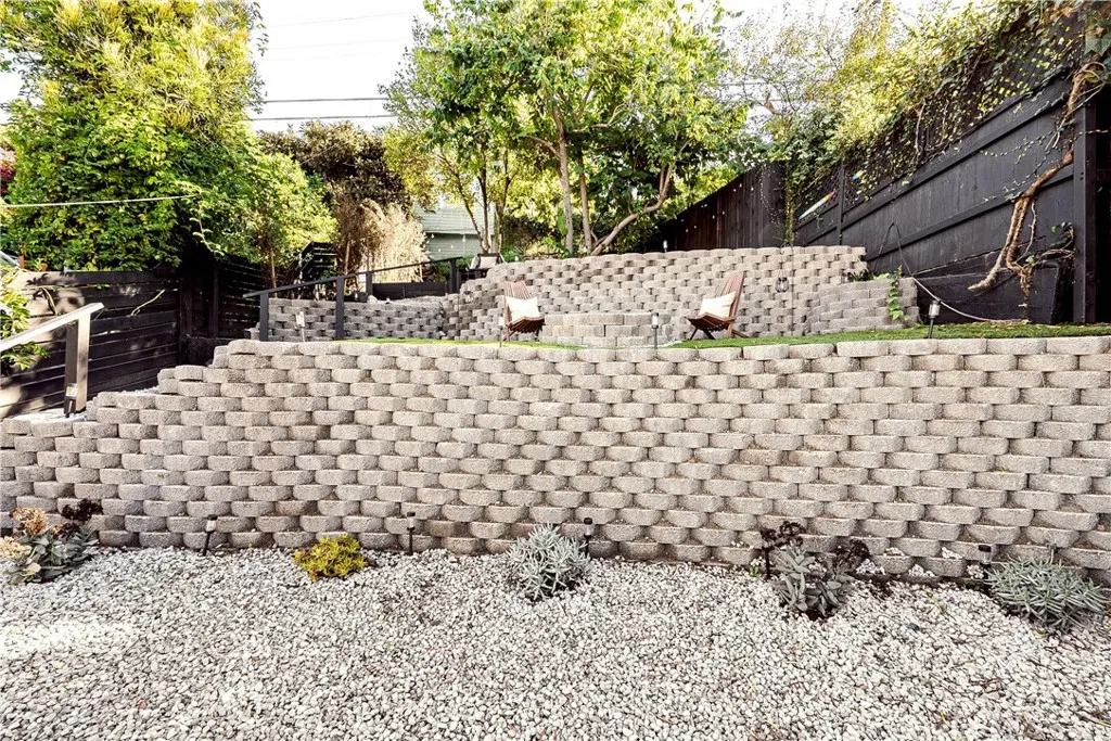 1310 N Occidental Boulevard, Los Angeles, California 90026 home-pic-21