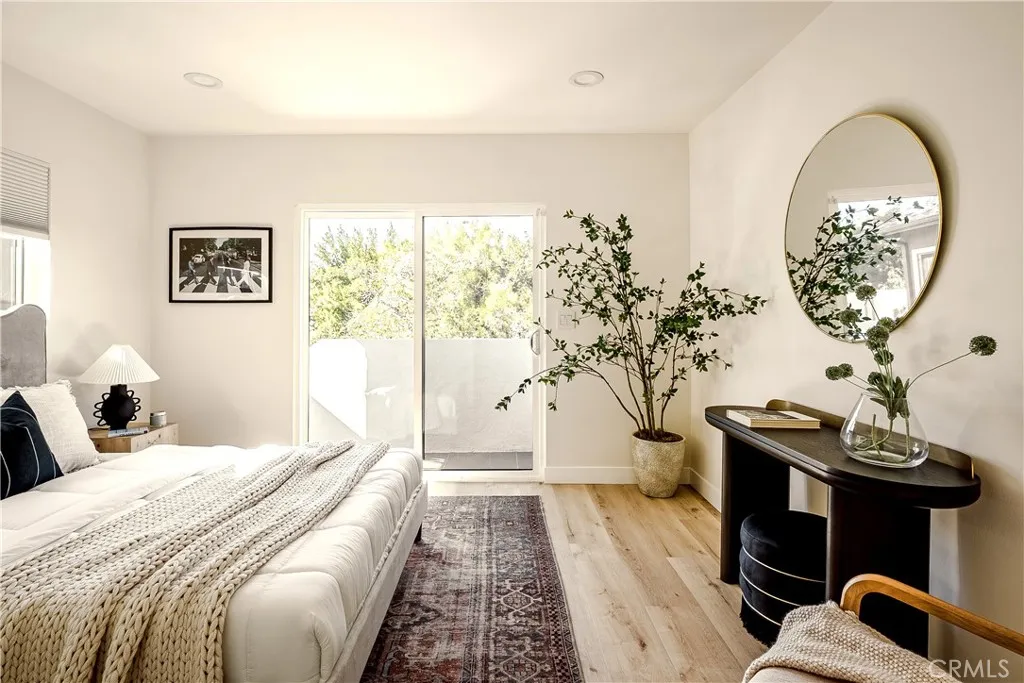 1310 N Occidental Boulevard, Los Angeles, California 90026 home-pic-9