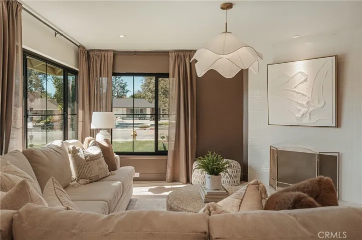 Living Room & Fireplace