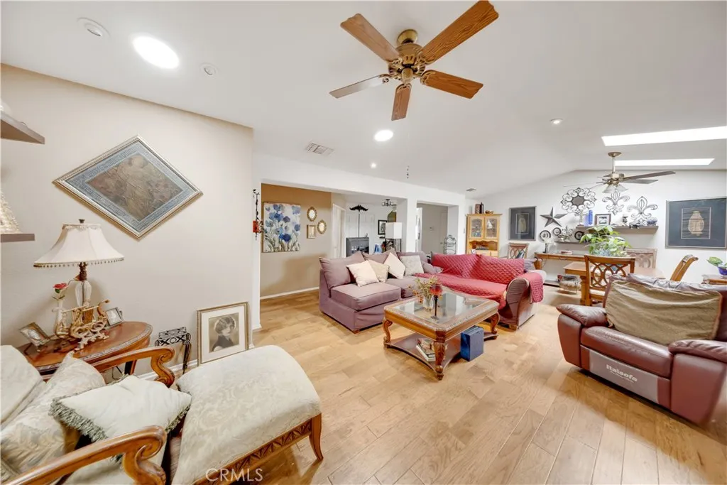 40370 Via Francisco, Murrieta, California 92562 home-pic-14