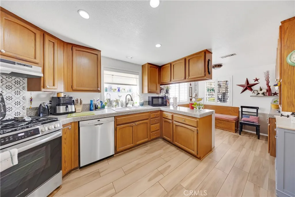 40370 Via Francisco, Murrieta, California 92562 home-pic-15
