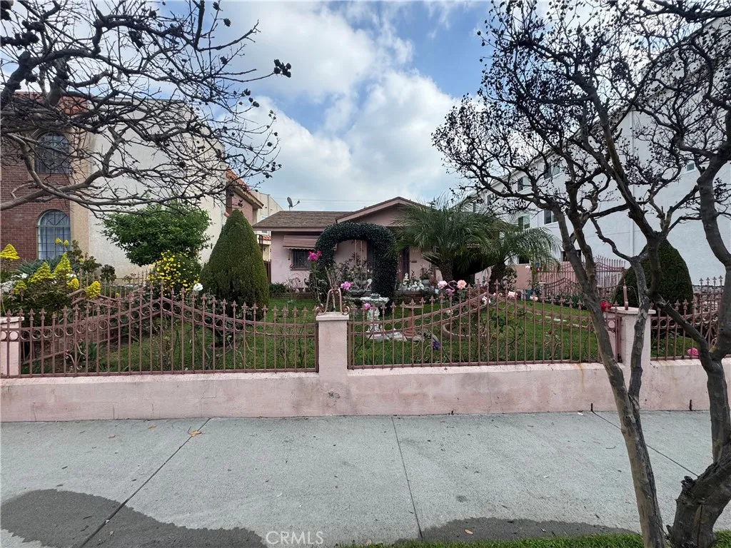 410 Fischer, Glendale, California 91205 home-pic-7