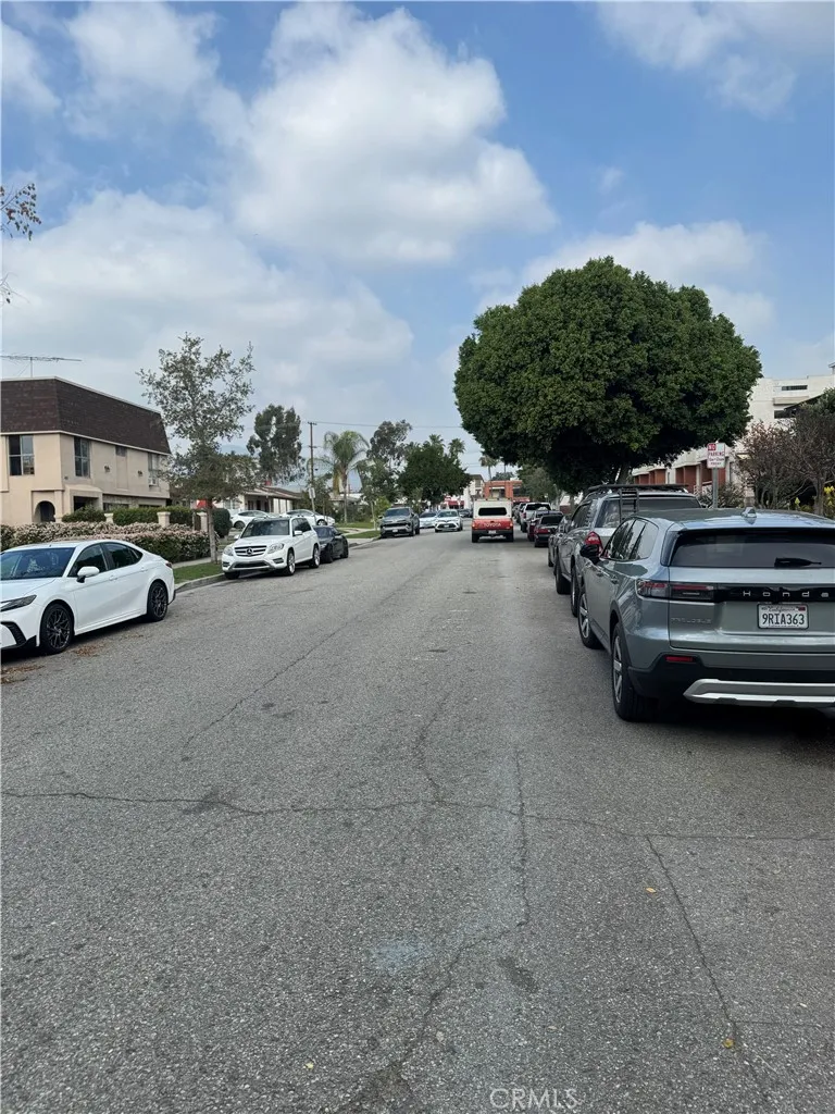 410 Fischer, Glendale, California 91205 home-pic-37