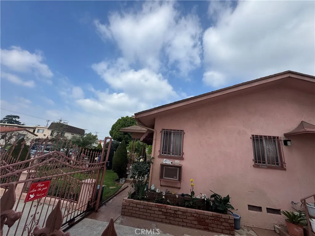 410 Fischer, Glendale, California 91205 home-pic-27
