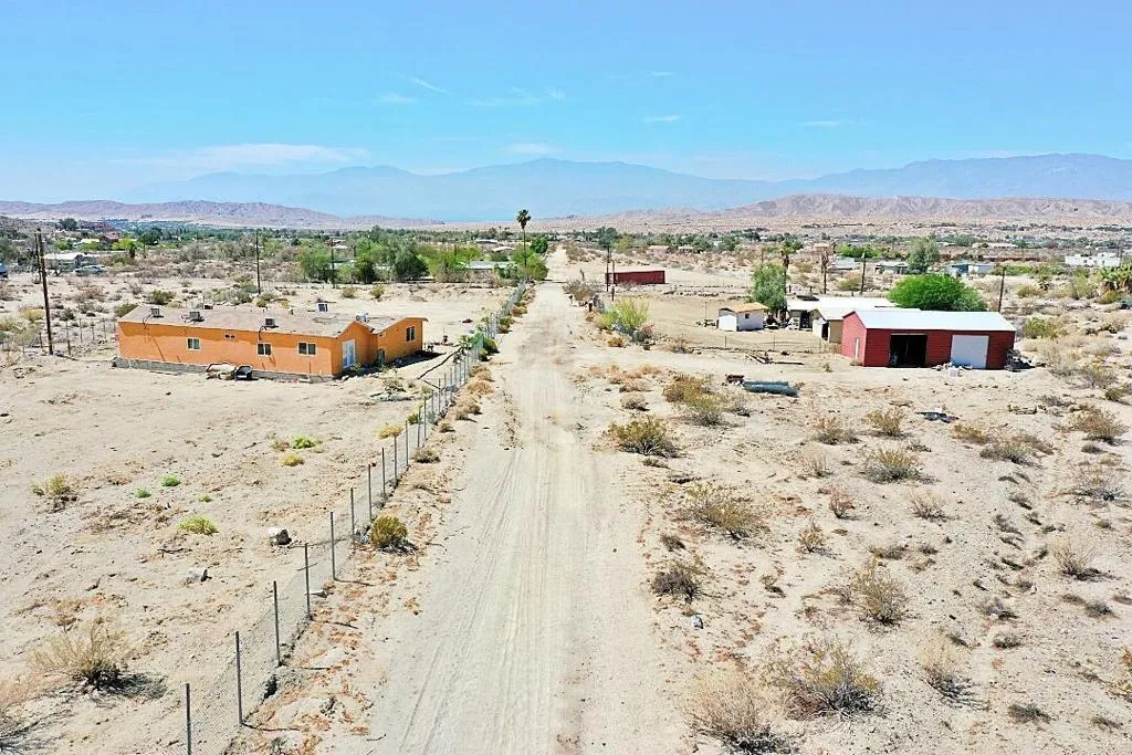 17115 Aqueduct Road, Desert Hot Springs, California 92241 home-pic-1