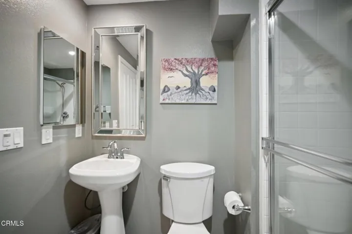 17-web-or-mls-Lisbon Ln-S2401-017