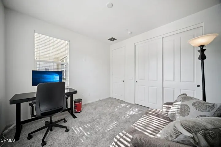 19-web-or-mls-Lisbon Ln-S2401-019