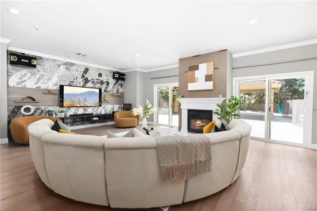 202 W Lemon Avenue, Arcadia, California 91007 home-pic-17