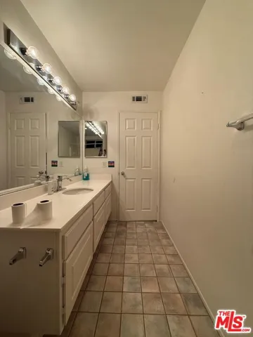 719 W Avenue Q10, Palmdale, California 93551