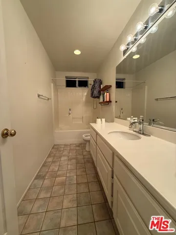 719 W Avenue Q10, Palmdale, California 93551