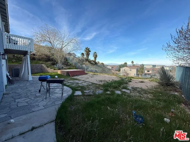 719 W Avenue Q10, Palmdale, California 93551