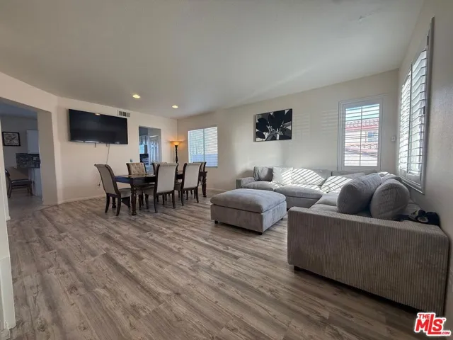 719 W Avenue Q10, Palmdale, California 93551