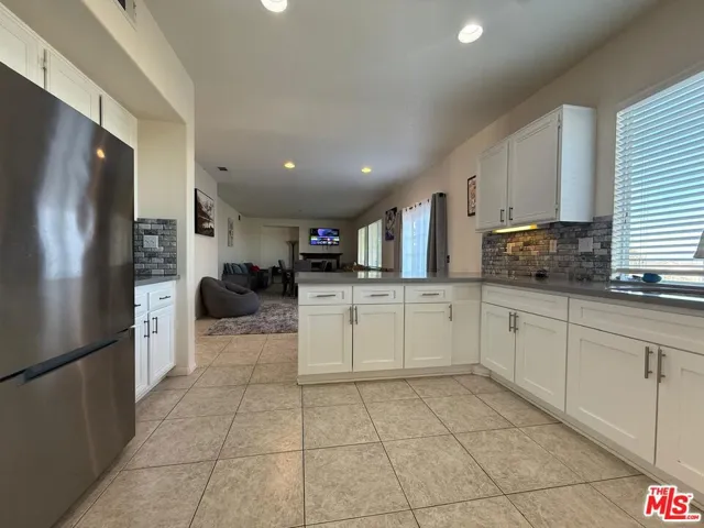 719 W Avenue Q10, Palmdale, California 93551
