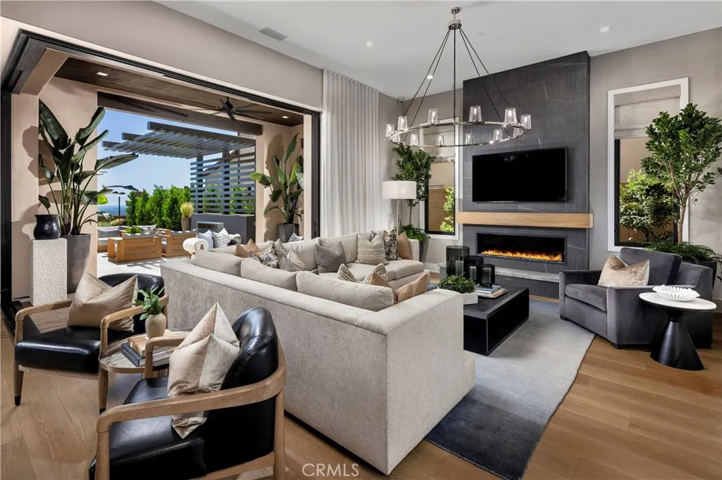 548 Peninsula, Irvine, California 92602 home-pic-9