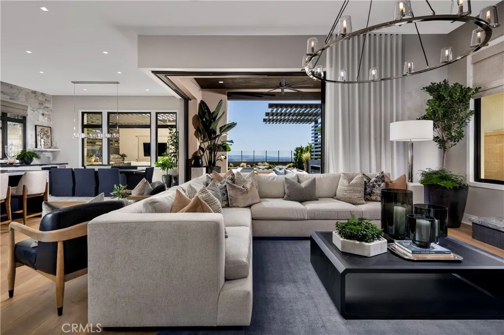 548 Peninsula, Irvine, California 92602 home-pic-10