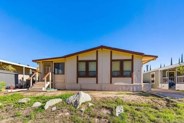 11949 Riverside Dr. 36, Lakeside, California 92040