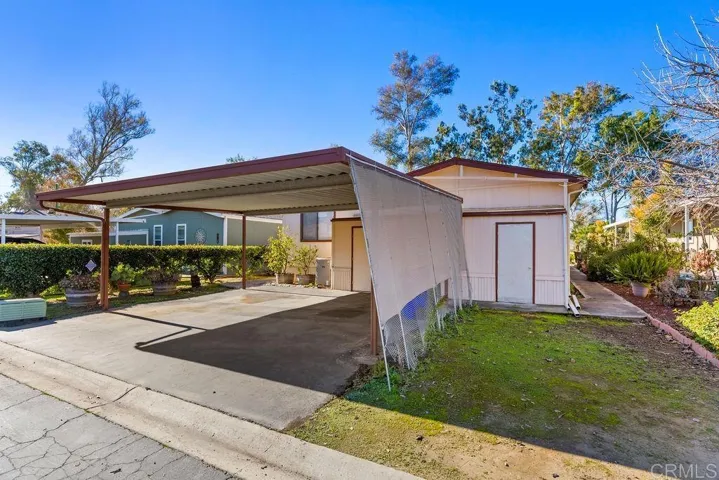 11949 Riverside Dr. 36, Lakeside, California 92040