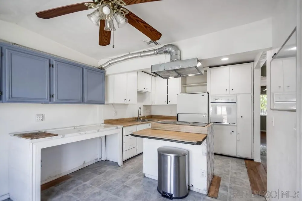 8749 Cottonwood Avenue, Santee, California 92071 home-pic-22