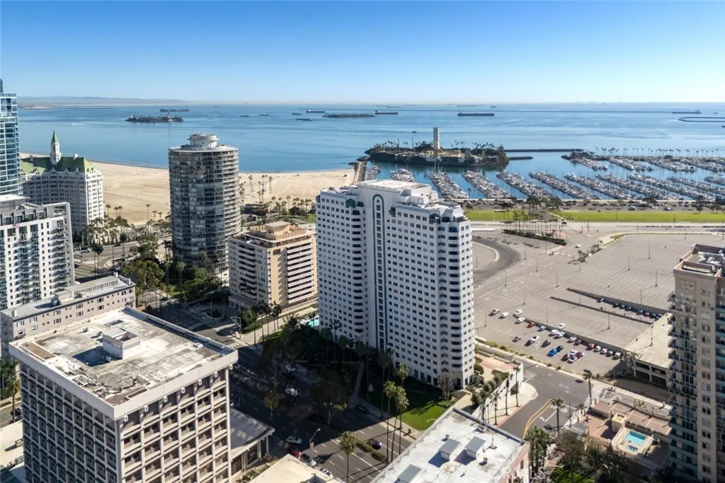Harbor Place looking Southeast toward Alamitos Beach.