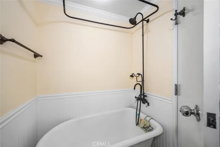 Tub and shower combo for your guests.