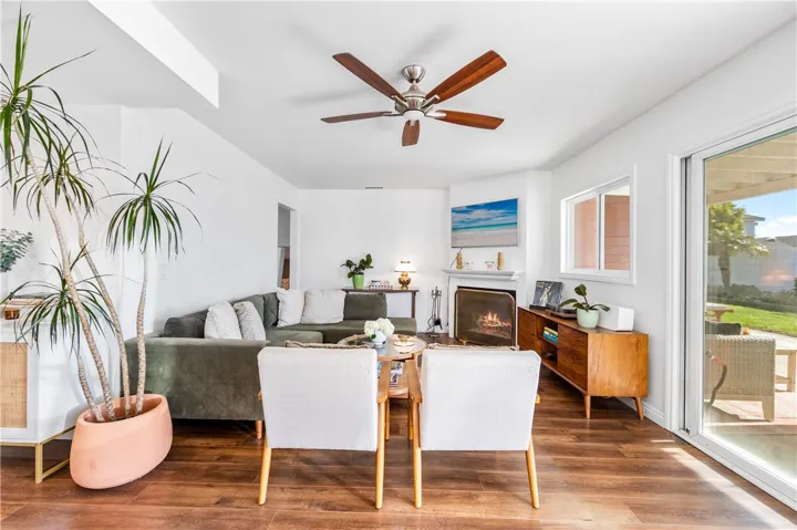 Charm meets function. Fully furnished.