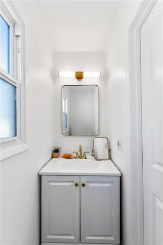 Powder room